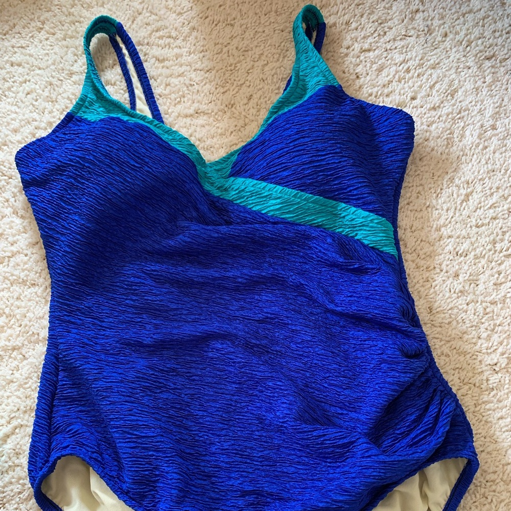 Swimsuit 22W
